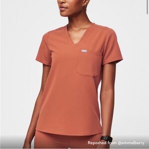 figs terracotta top
